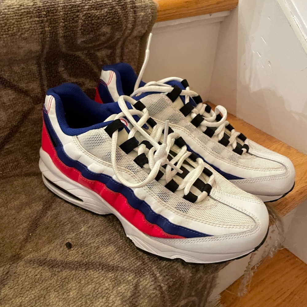 Nike air max 95 KIDS SZ 6.5 like new condition no box